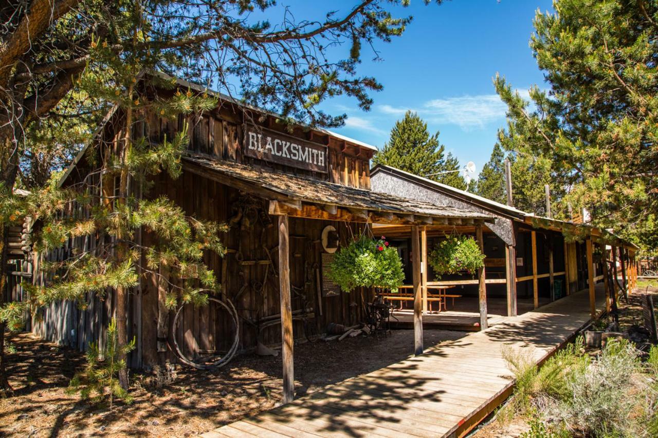 Bend-Sunriver Camping Resort 24 Ft. Yurt 12 Esterno foto